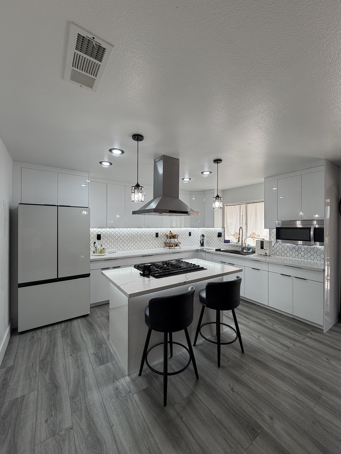 Home Renovation: Completed kitchen